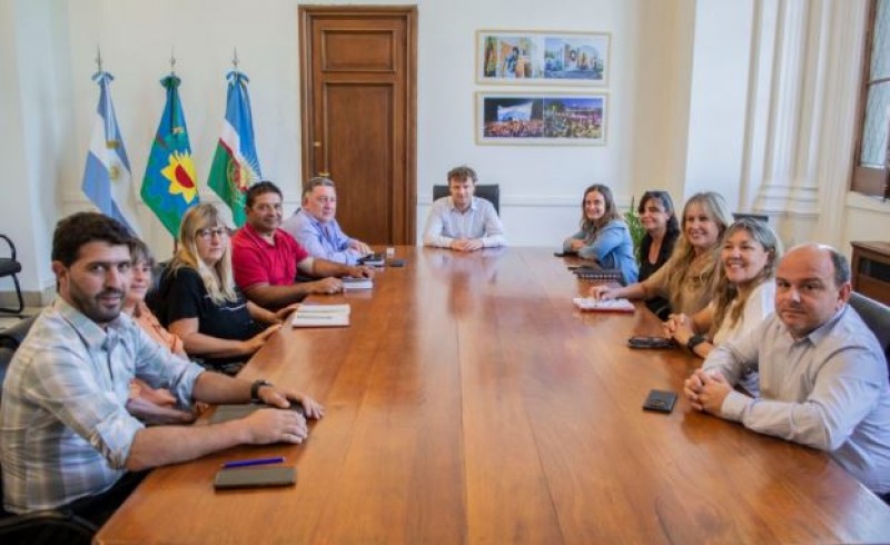 Wesner se reuni� con delegados de localidades serranas y rurales